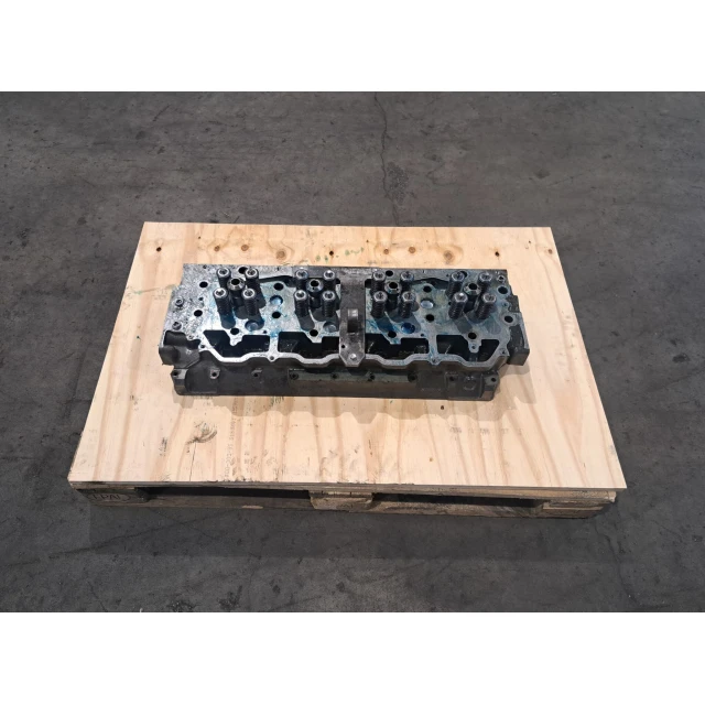 20R0524 Cylinder Head GP CAT