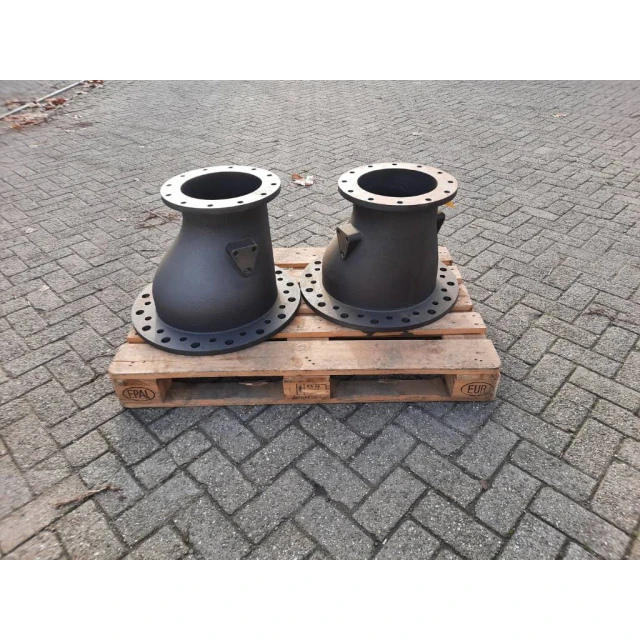 319-3917 Adapter exhaust CAT