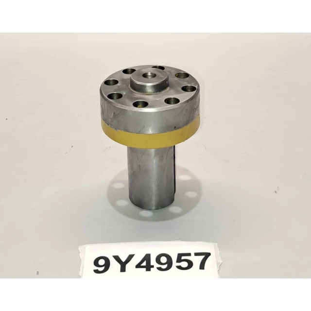 9Y4957 Shaft Stub CAT